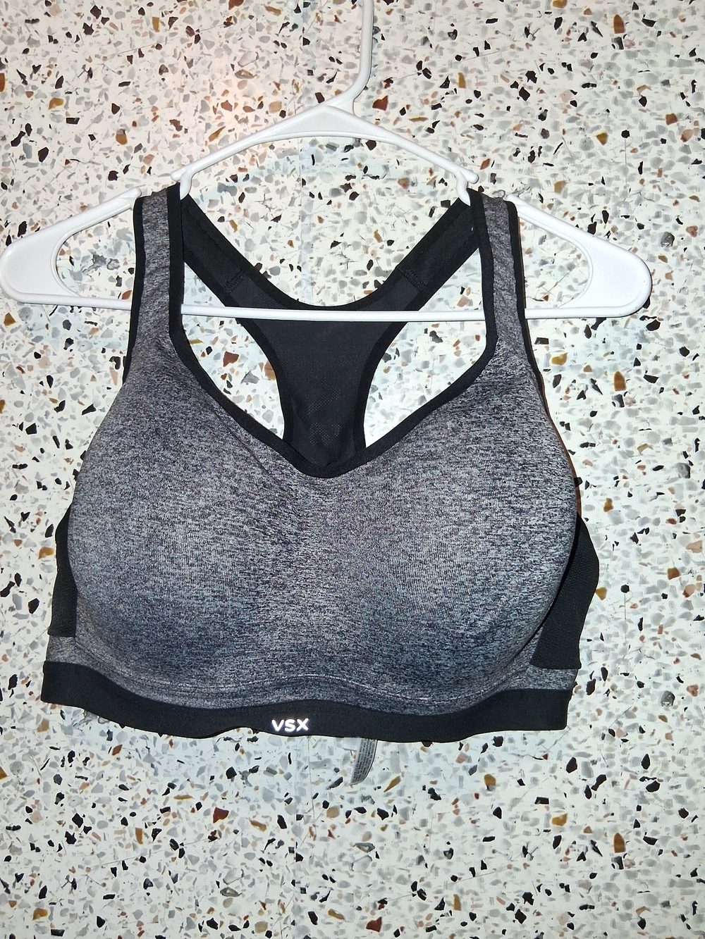 Victoria's Secret Sport- Sports Bra Size 38DD Black/Gray Padded With Wires